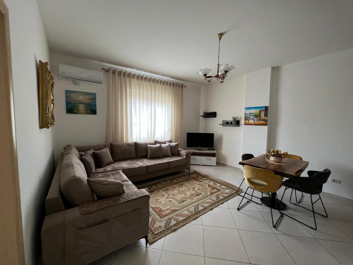 Modern On A Budget - Centre Durrës